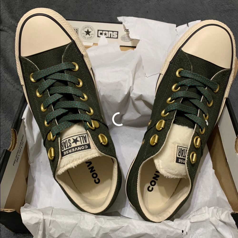 Converse women’s low top sneakers